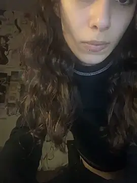 mollyEXD online show from 02-17-25, 05:23