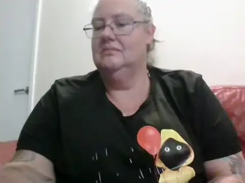 k1w1bbw online show from 02-27-25, 01:41