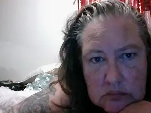 k1w1bbw online show from 02-18-25, 07:43