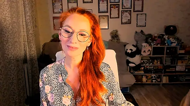 red rocco online show from 12-17-25, 03:50