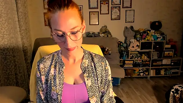 red rocco online show from 09-17-25, 03:47