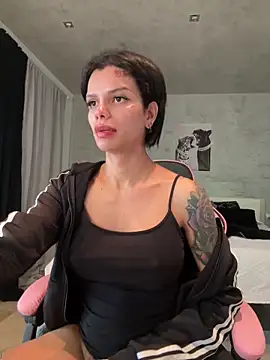 Snapshot of Rosariolovex chatting on 03-21-25, 10:50 Rosariolovex online show from 03-21-25, 10:50