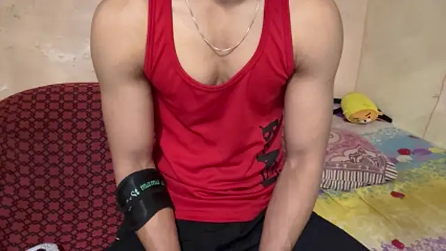 hot hunk boy online show from 04-07-26, 05:15