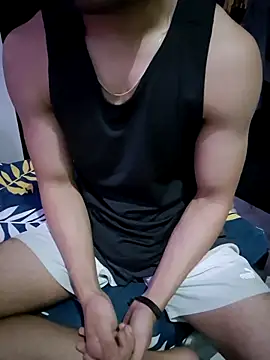 Snapshot of hot_hunk_boy chatting on 10-11-25, 07:37 hot hunk boy online show from 10-11-25, 07:37