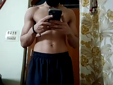 Snapshot of hot_hunk_boy chatting on 02-01-25, 05:37 hot hunk boy online show from 02-01-25, 05:37