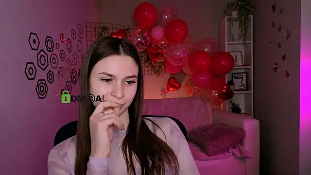 flora ri online show from 02-11-26, 02:39