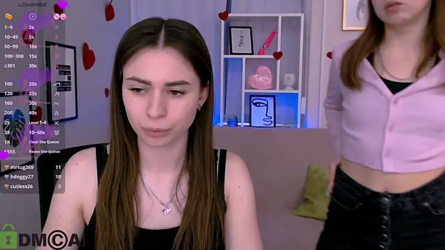 Snapshot of flora_ri chatting on 03-18-25, 02:06 flora ri online show from 03-18-25, 02:06