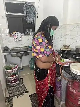 YourSuperTanya online show from 02-18-26, 06:04