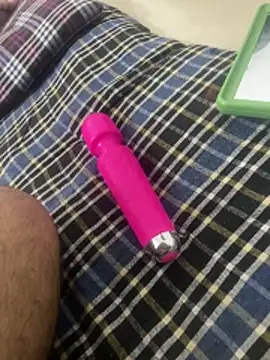 YourSuperTanya online show from 12-17-25, 08:03