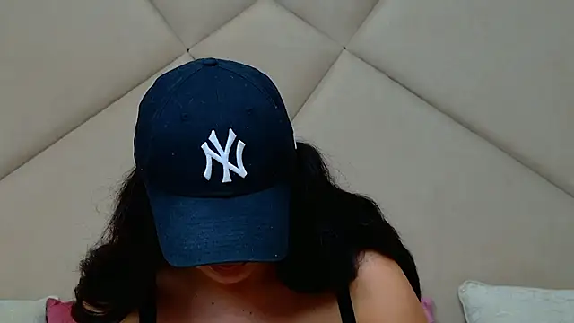 ChloeFrost online show from 10-11-25, 05:19