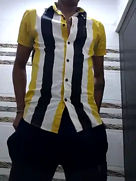 xx54362 online show from 11-04-25, 01:37