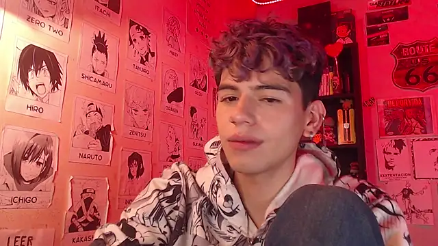 Snapshot of Mickey_Magic chatting on 02-26-25, 01:00 Mickey Magic online show from 02-26-25, 01:00