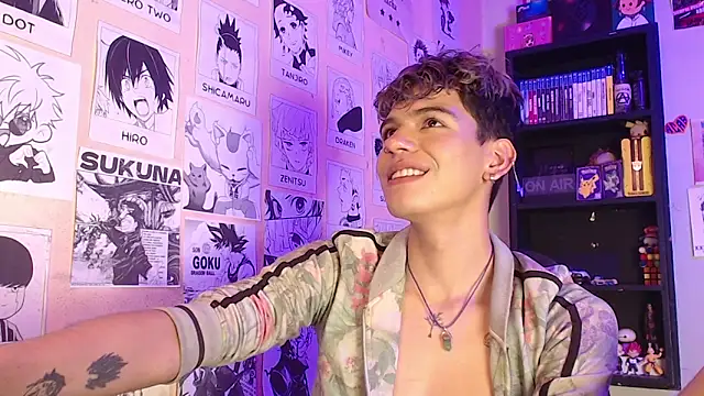 Snapshot of Mickey_Magic chatting on 03-02-25, 11:09 Mickey Magic online show from 03-02-25, 11:09