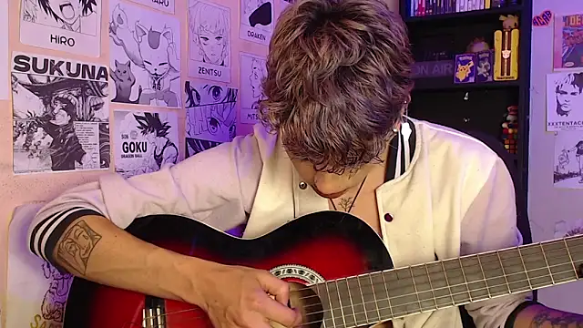 Snapshot of Mickey_Magic chatting on 03-03-25, 08:19 Mickey Magic online show from 03-03-25, 08:19