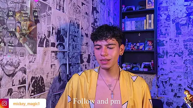 Snapshot of Mickey_Magic chatting on 02-08-26, 03:26 Mickey Magic online show from 02-08-26, 03:26