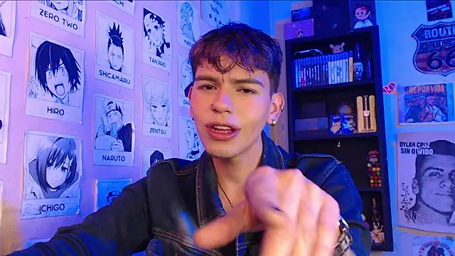 Snapshot of Mickey_Magic chatting on 02-09-25, 07:52 Mickey Magic online show from 02-09-25, 07:52