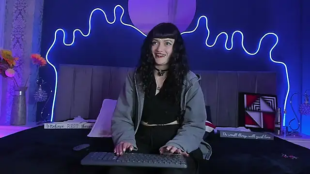 JeanneSabatier online show from 02-19-26, 07:55