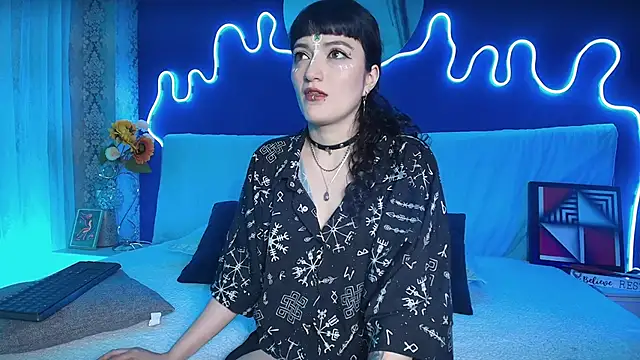 JeanneSabatier online show from 04-04-26, 07:31