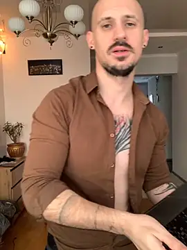 AssHunter4k online show from 11-18-25, 09:23