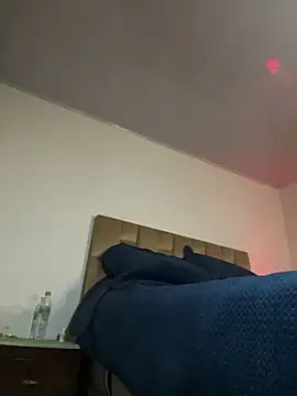 Miia Jazmin online show from 10-24-25, 01:54