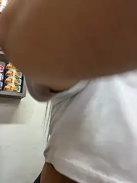 Miia Jazmin online show from 12-19-25, 02:08