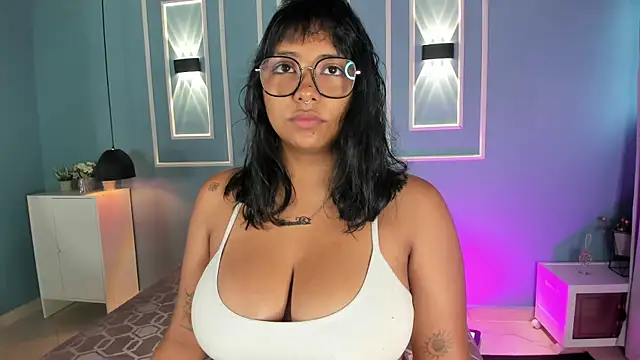 isabella zc online show from 07-24-26, 11:50
