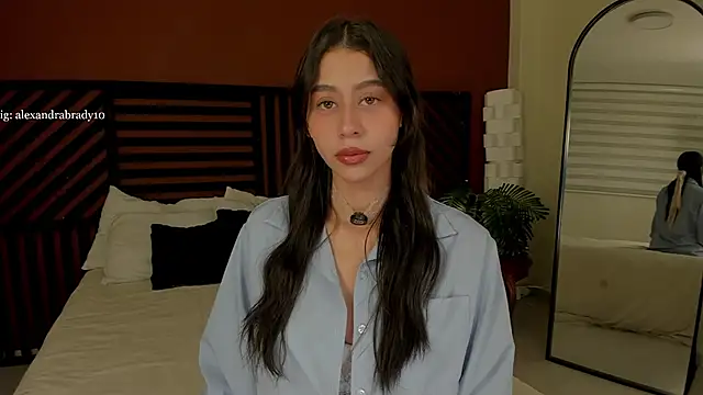 hannah brady online show from 04-11-26, 11:19