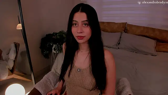 Snapshot of hannah_brady chatting on 10-14-25, 09:36 hannah brady online show from 10-14-25, 09:36