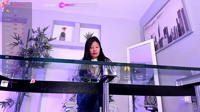 hannah howeell   online show from 02-28-25, 04:20