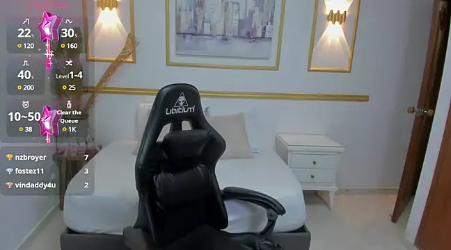 Snapshot of yesenia25_x chatting on 02-01-25, 12:51 yesenia25 x online show from 02-01-25, 12:51