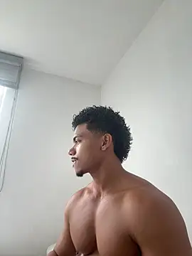 Snapshot of XavierColeman chatting on 07-09-26, 02:16 XavierColeman online show from 07-09-26, 02:16
