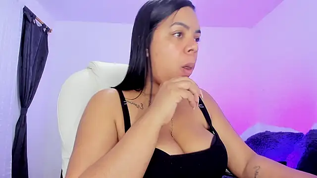 Snapshot of ashanty_b5 chatting on 03-31-26, 01:29 ashanty b5 online show from 03-31-26, 01:29