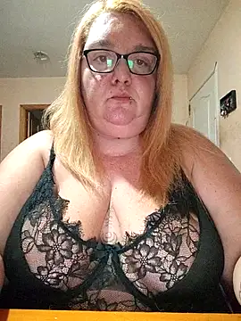 diosacurvy1984 online show from 10-15-25, 06:44