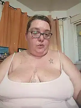 diosacurvy1984 online show from 01-13-26, 09:35