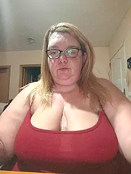 diosacurvy1984 online show from 12-05-25, 08:02