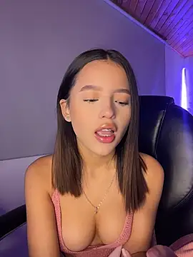 Sofia18 pinkk online show from 07-24-26, 11:12