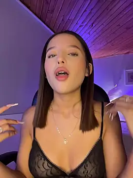 Sofia18 pinkk online show from 07-02-26, 03:23