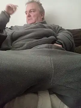 Paolo7619 online show from 10-29-25, 08:24