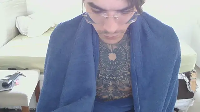 Snapshot of smokingink chatting on 05-30-26, 12:22 smokingink online show from 05-30-26, 12:22