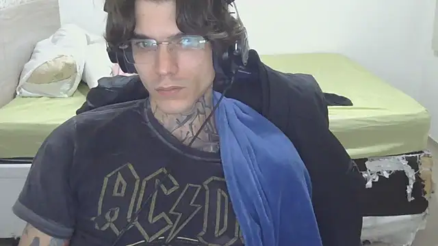 Snapshot of smokingink chatting on 05-14-26, 08:33 smokingink online show from 05-14-26, 08:33