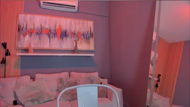 Snapshot of laurah_hill chatting on 09-26-25, 12:12 laurah hill online show from 09-26-25, 12:12
