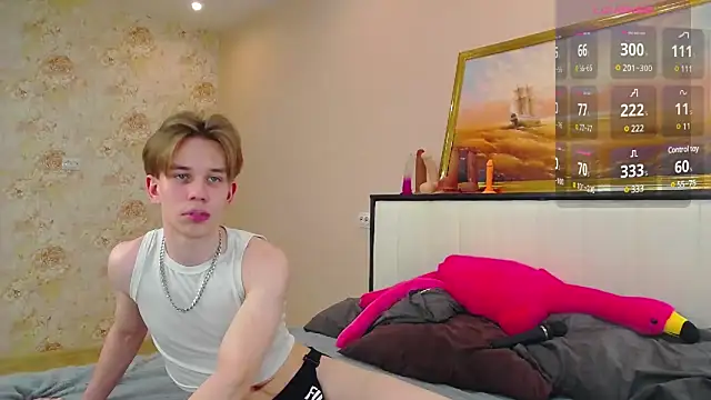 Snapshot of _Lonely_wolf_Love_ chatting on 02-19-25, 01:39 Lonely wolf Love online show from 02-19-25, 01:39
