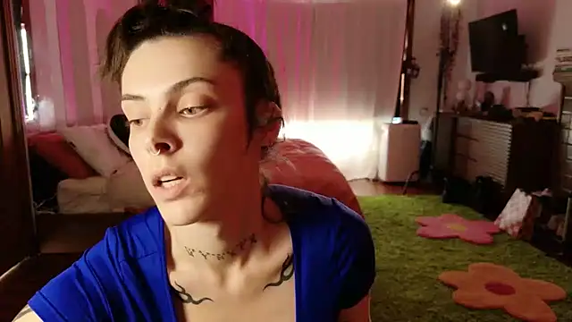 Snapshot of bunnierotten chatting on 04-24-26, 12:01 bunnierotten online show from 04-24-26, 12:01