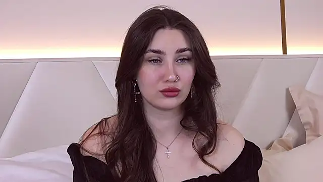 KiraBarlows online show from 02-26-25, 01:36