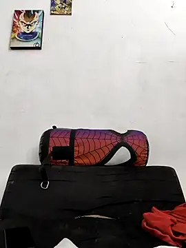 owen2992 online show from 10-31-25, 07:21