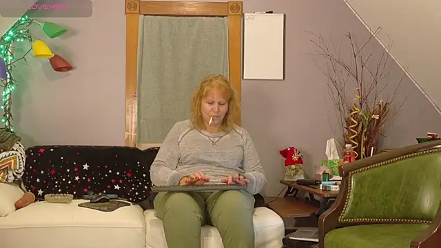 Badgirlpr2 online show from 11-25-25, 10:32