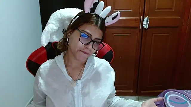 Eyfy bbs online show from 10-30-25, 10:06