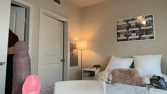 graciesmith27 online show from 02-26-26, 07:14