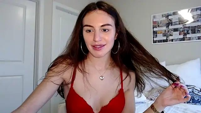 Snapshot of graciesmith27 chatting on 02-11-25, 08:42 graciesmith27 online show from 02-11-25, 08:42