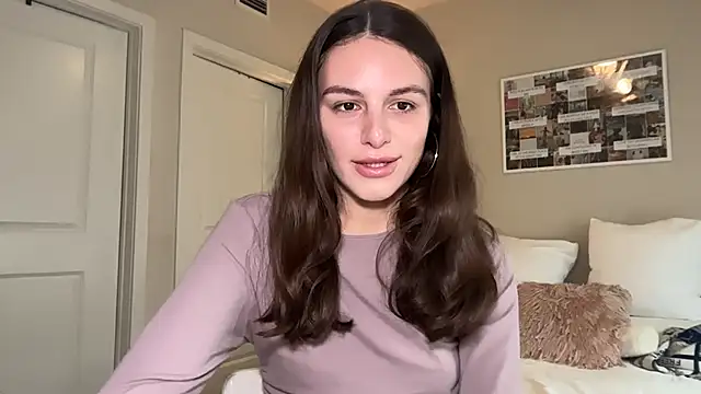 graciesmith27 online show from 04-17-26, 08:22